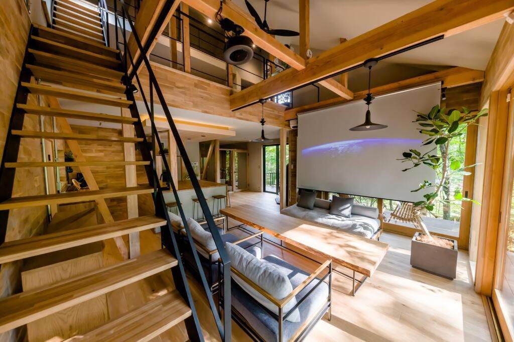 Вилла ロックフォレスト北軽井沢 Экстерьер фото