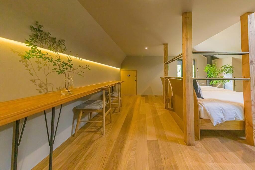 Вилла ロックフォレスト北軽井沢 Экстерьер фото