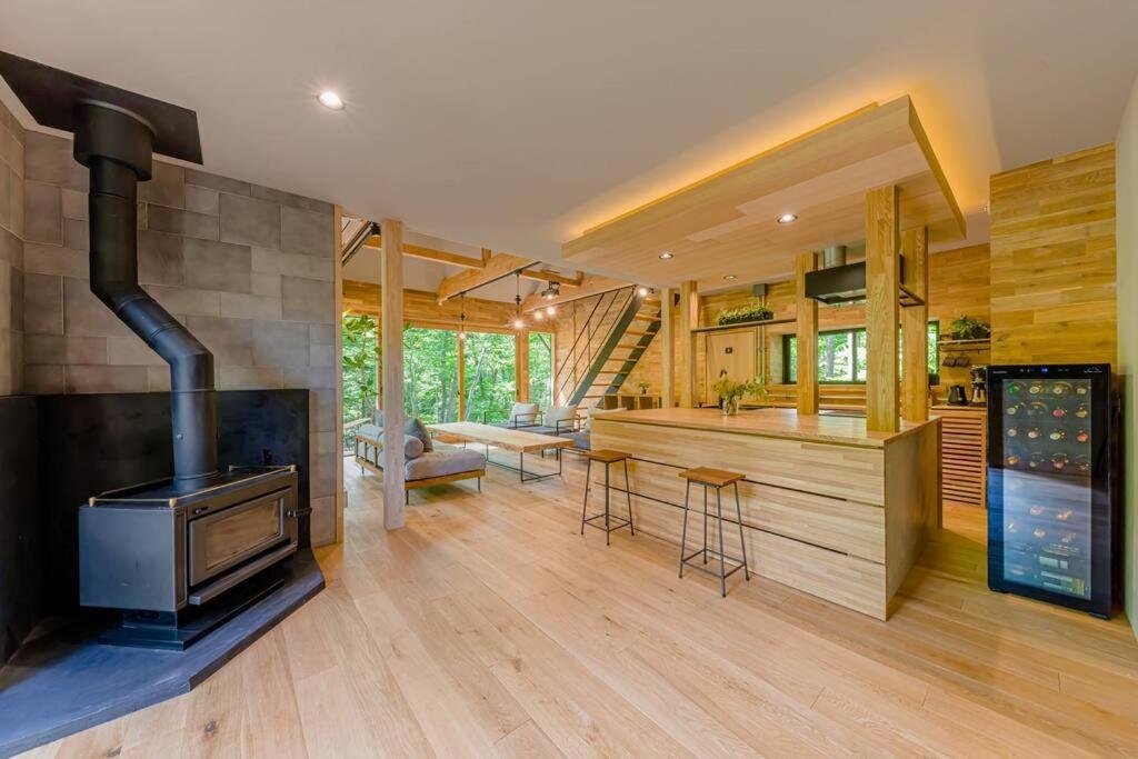 Вилла ロックフォレスト北軽井沢 Экстерьер фото